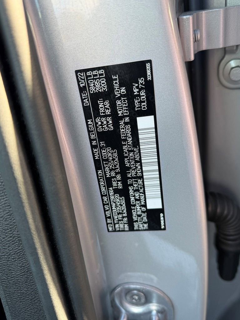 Used 2023 Volvo XC40 Recharge Ultimate image 35