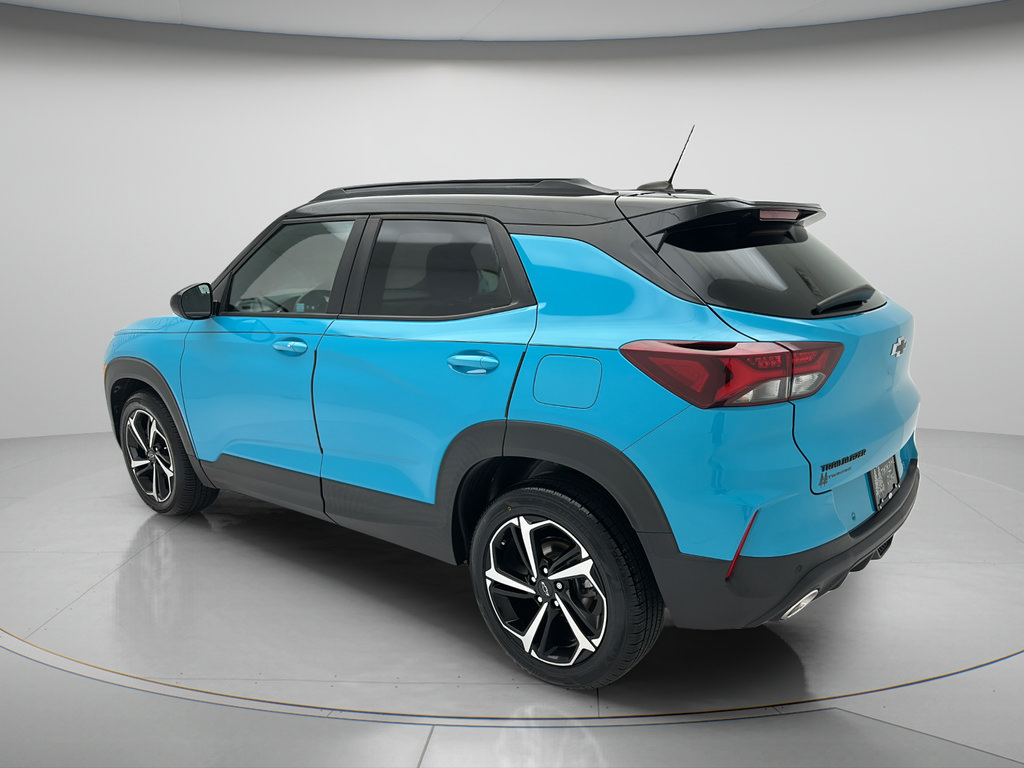 Used 2021 Chevrolet TrailBlazer RS w/ Driver Confidence Package FWD image 4