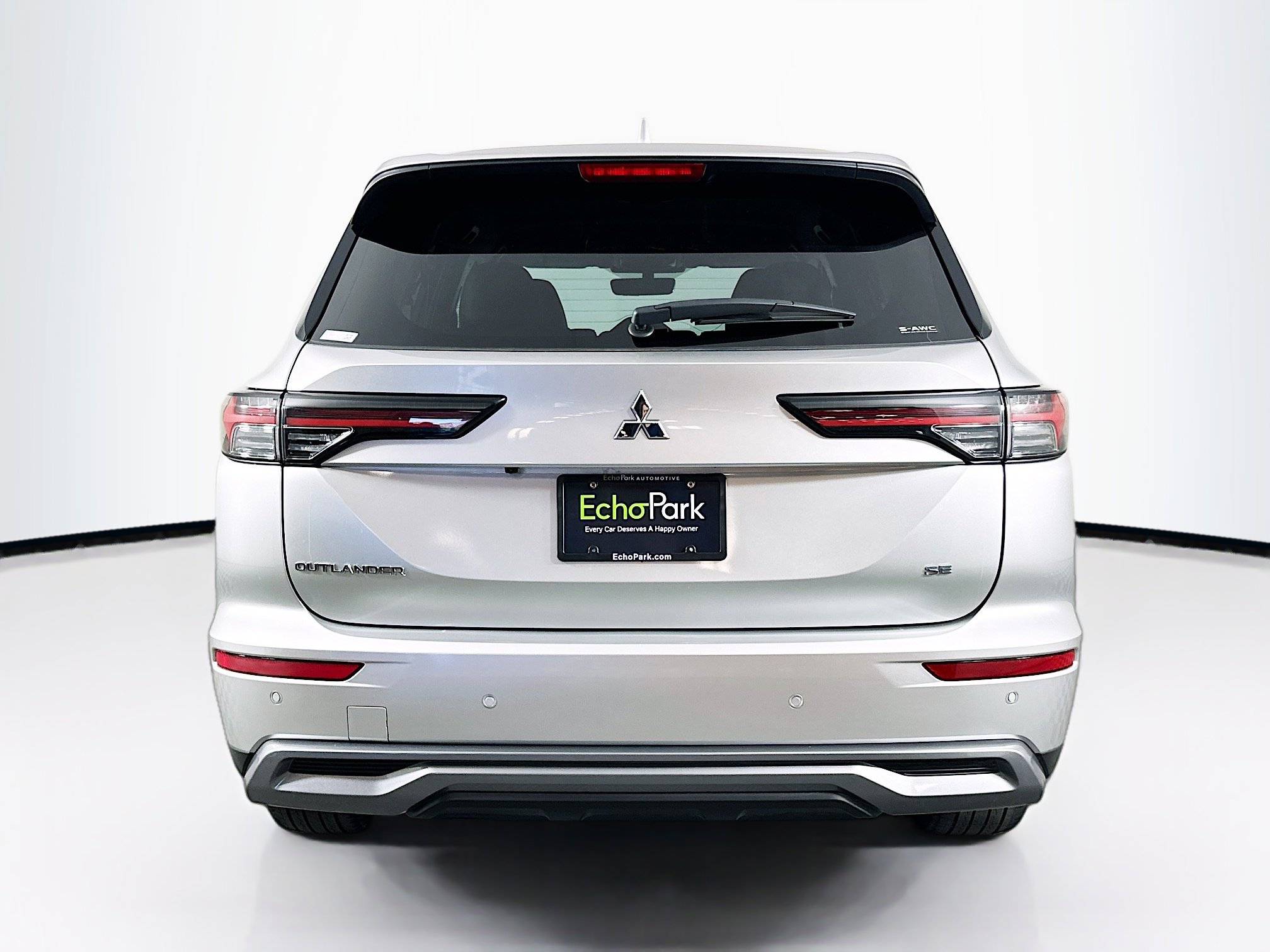 Used 2025 Mitsubishi Outlander SE image 7