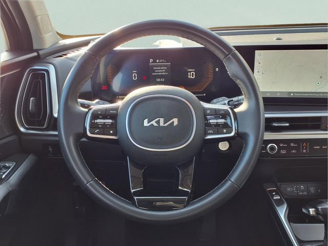 Used 2024 Kia Sorento S image 16