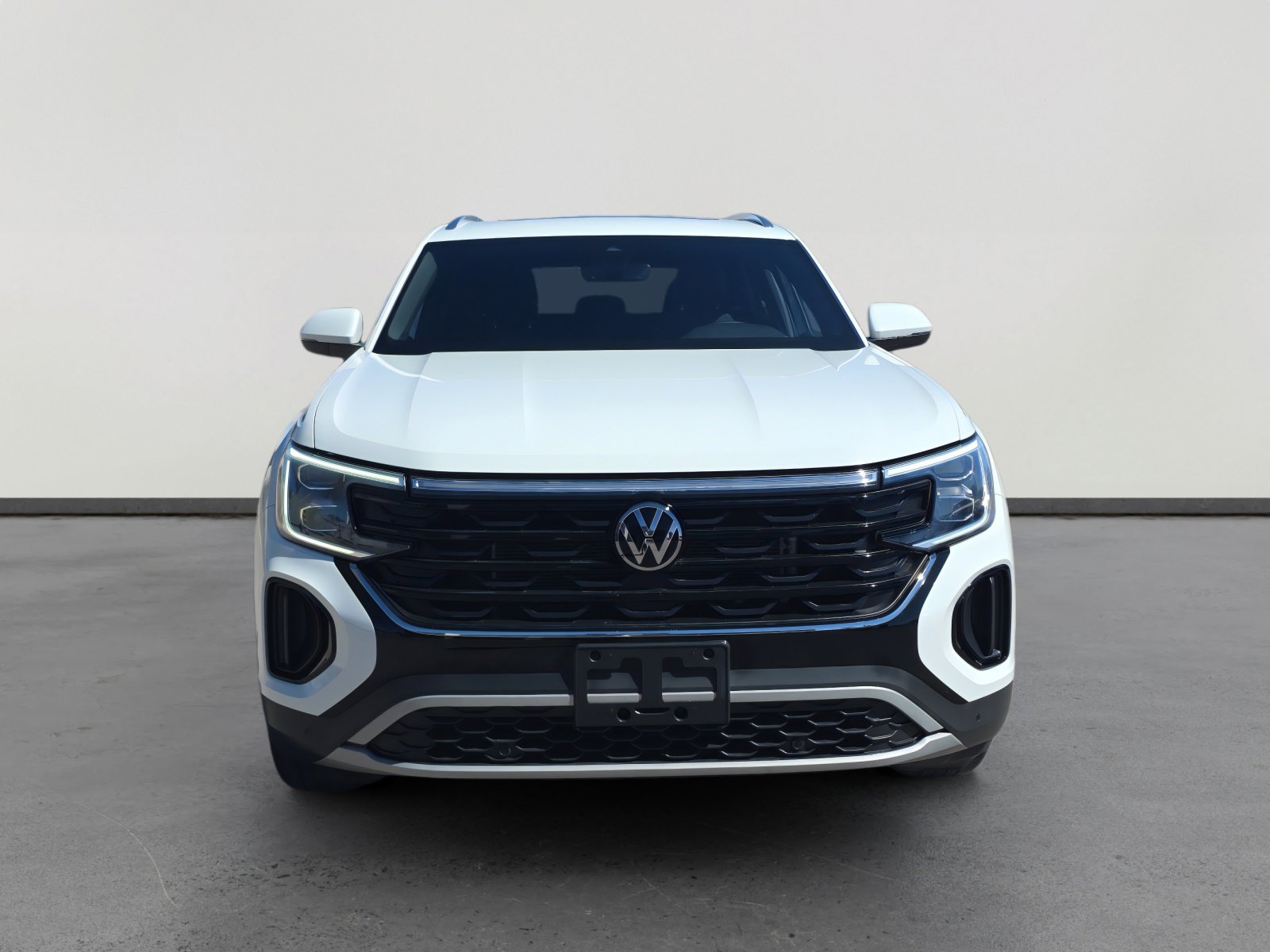 Used 2024 Volkswagen Atlas Cross Sport SE image 8