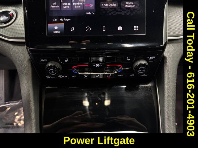 Used 2024 Jeep Grand Cherokee L Altitude image 3