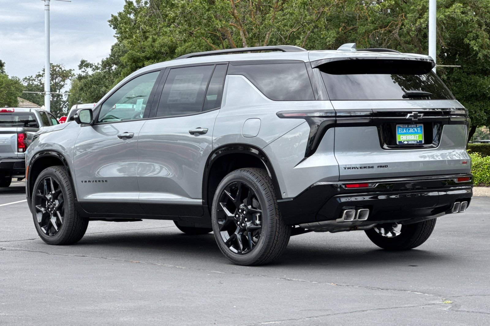 New 2026 Chevrolet Traverse RS w/ LPO, Floor Liner Package AWD/4WD image 5