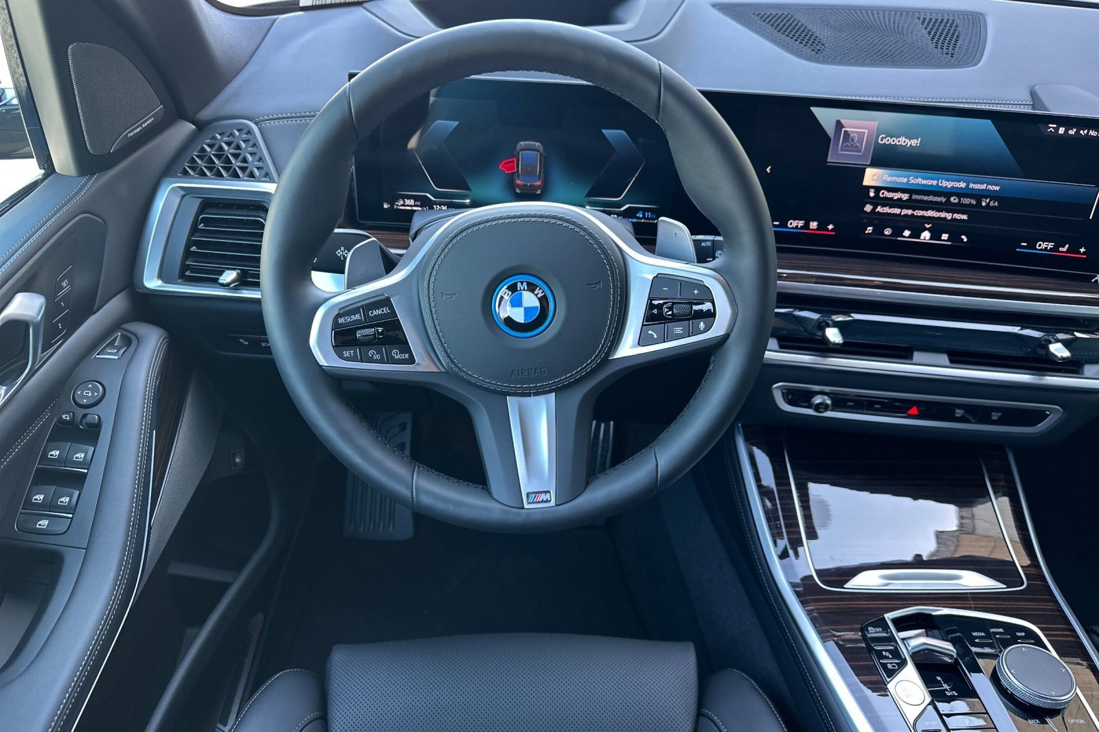 Used 2026 BMW X5 xDrive50e w/ M Sport Package image 18