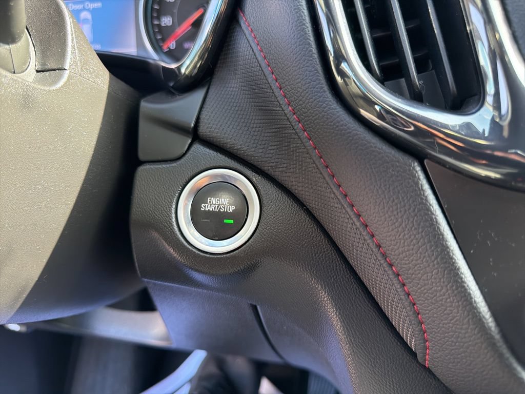Used 2022 Chevrolet Equinox RS w/ Infotainment Package FWD image 30