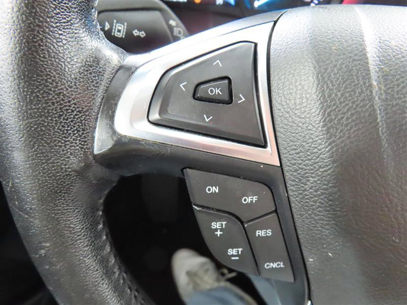 Used 2020 Ford Fusion SEL image 20