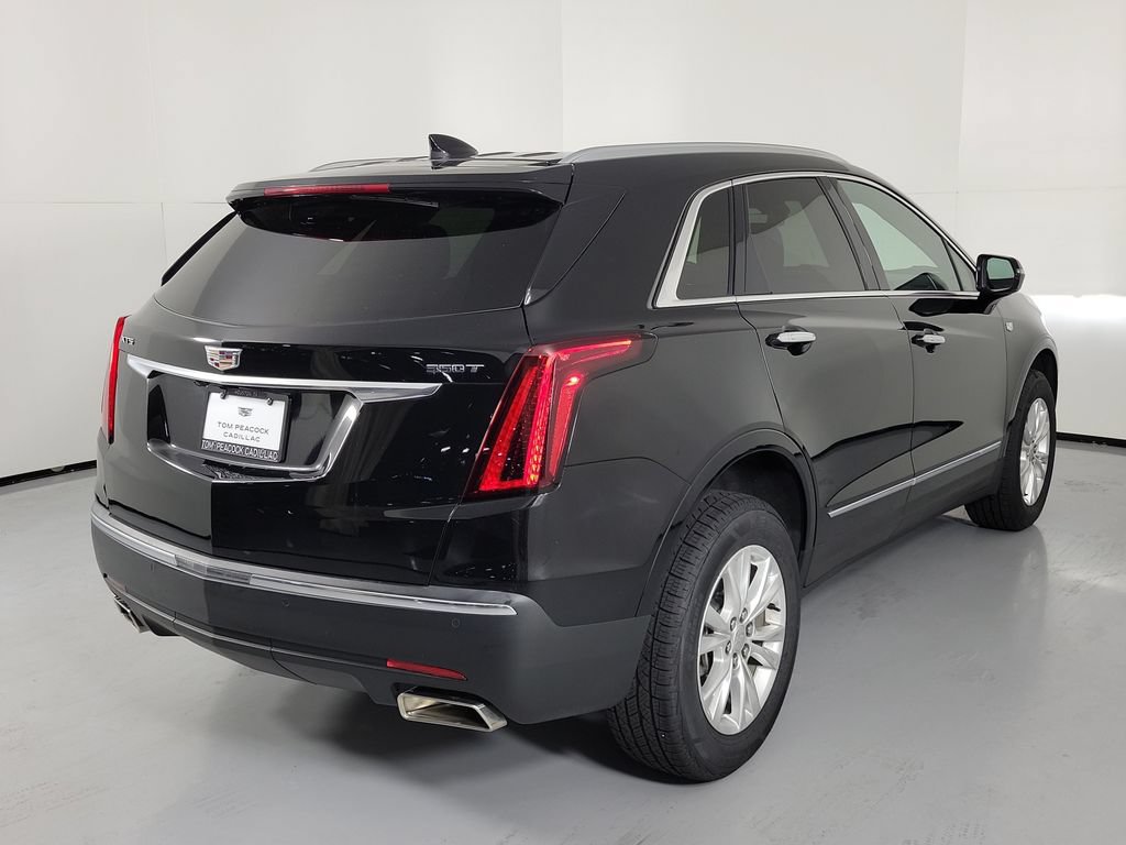Certified 2023 Cadillac XT5 Luxury FWD image 3