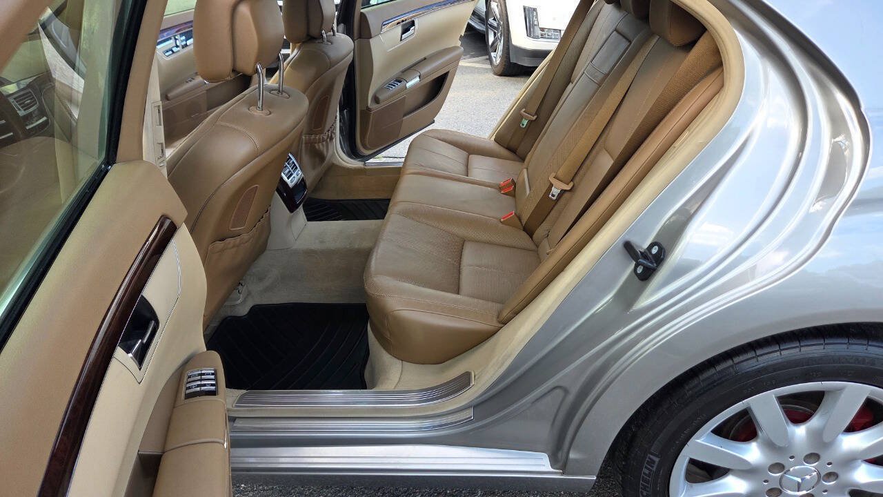 Used 2007 Mercedes-Benz S 550 4MATIC image 33