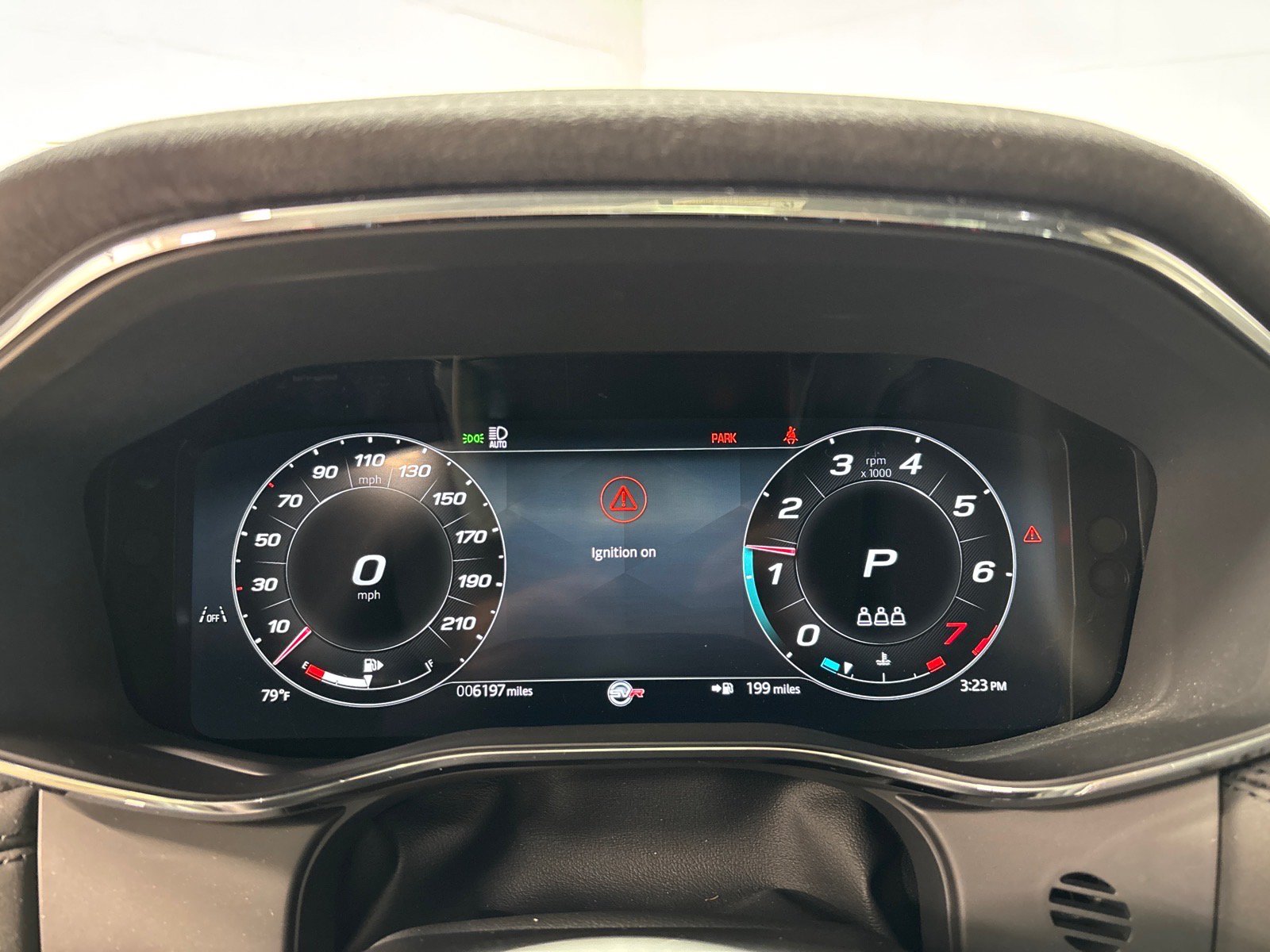 New 2026 Jaguar F-PACE SVR 575 Edition AWD/4WD image 18