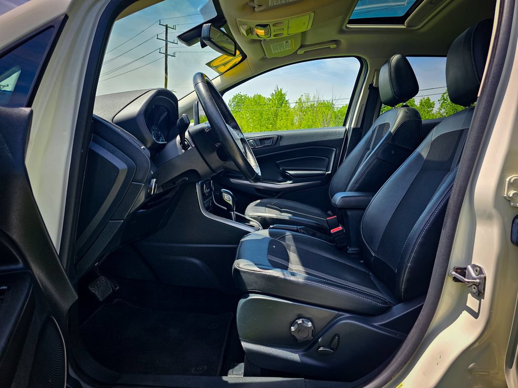Used 2020 Ford EcoSport SES w/ SES Black Appearance Package AWD/4WD image 11