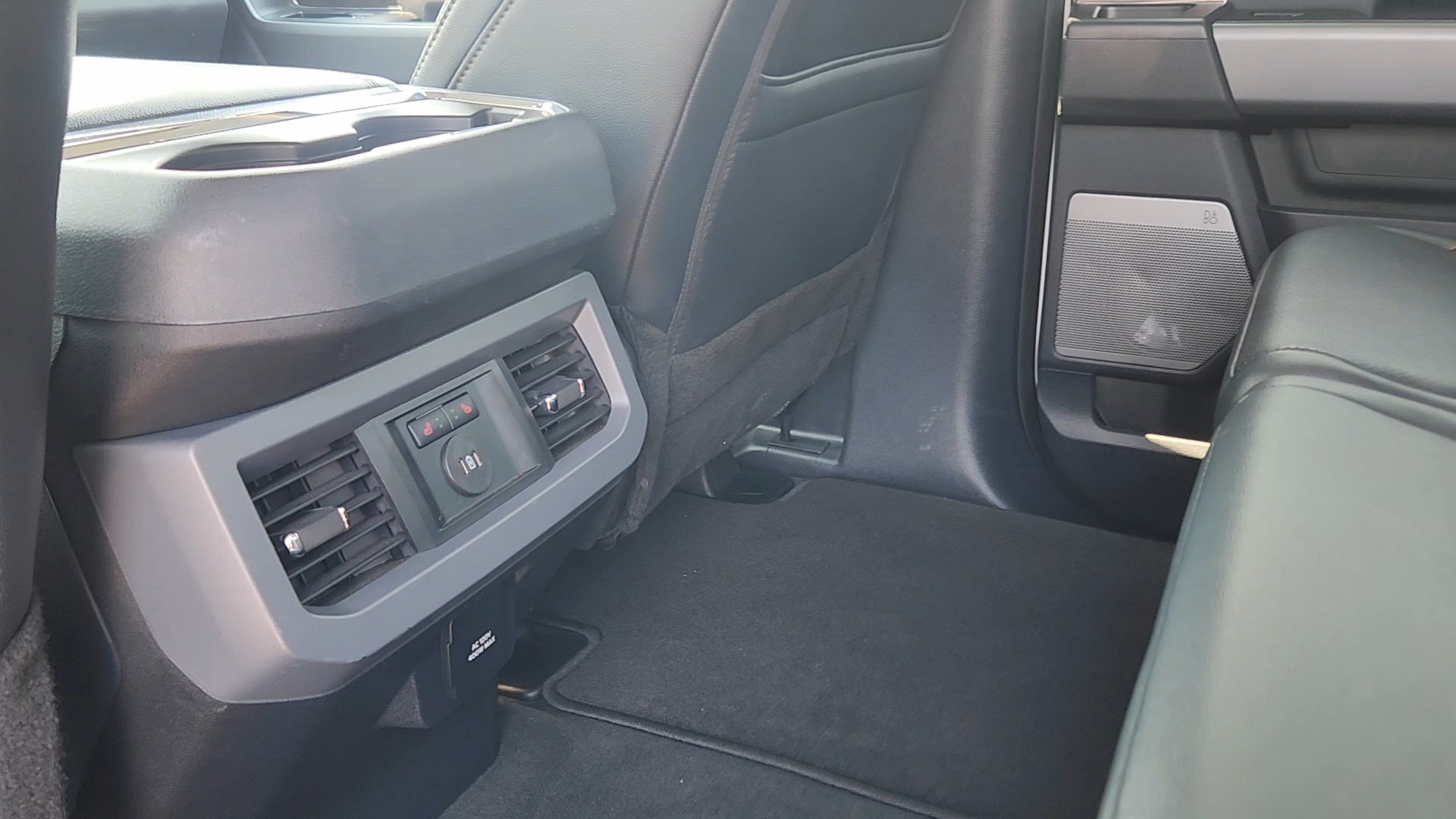 Certified 2025 Ford F250 Lariat AWD/4WD image 35