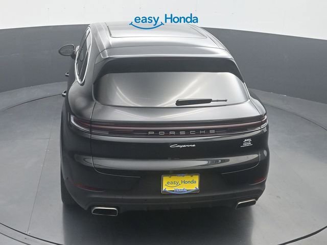 Used 2025 Porsche Cayenne image 24