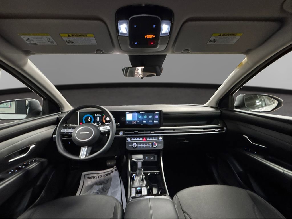 Certified 2025 Hyundai Tucson SE image 26