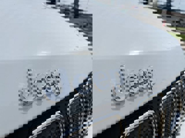 Used 2022 Jeep Compass Latitude w/ Sun and Sound Group image 31