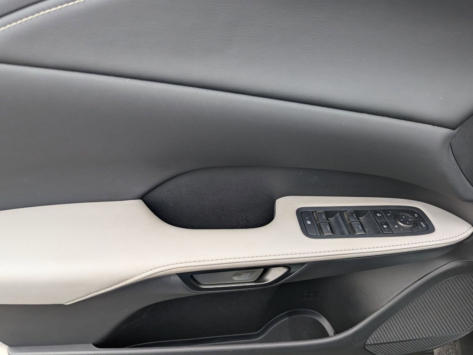 Used 2023 Lexus RX 350 Premium Plus w/ Accessory Package image 13