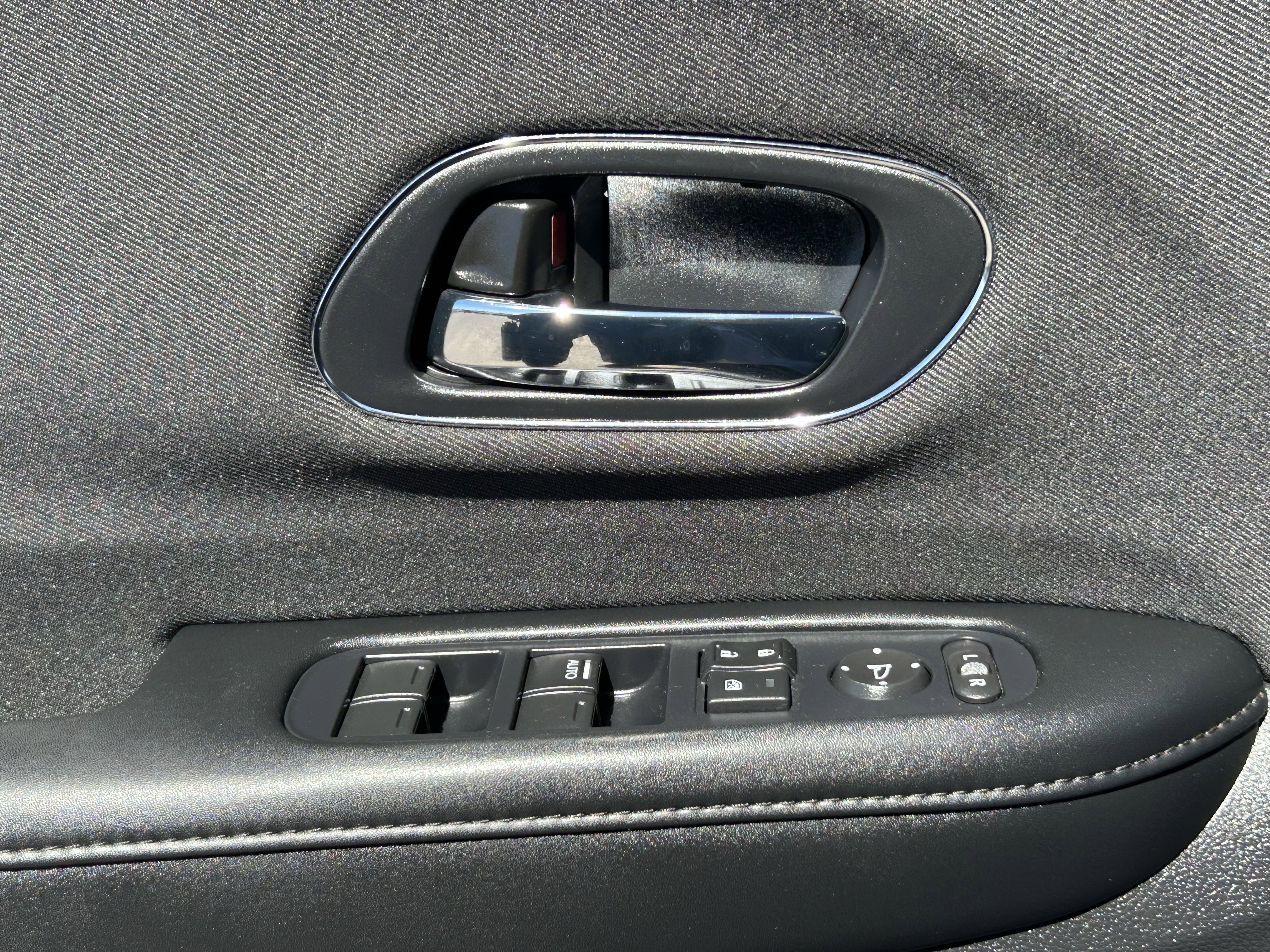 Used 2022 Honda HR-V EX image 21