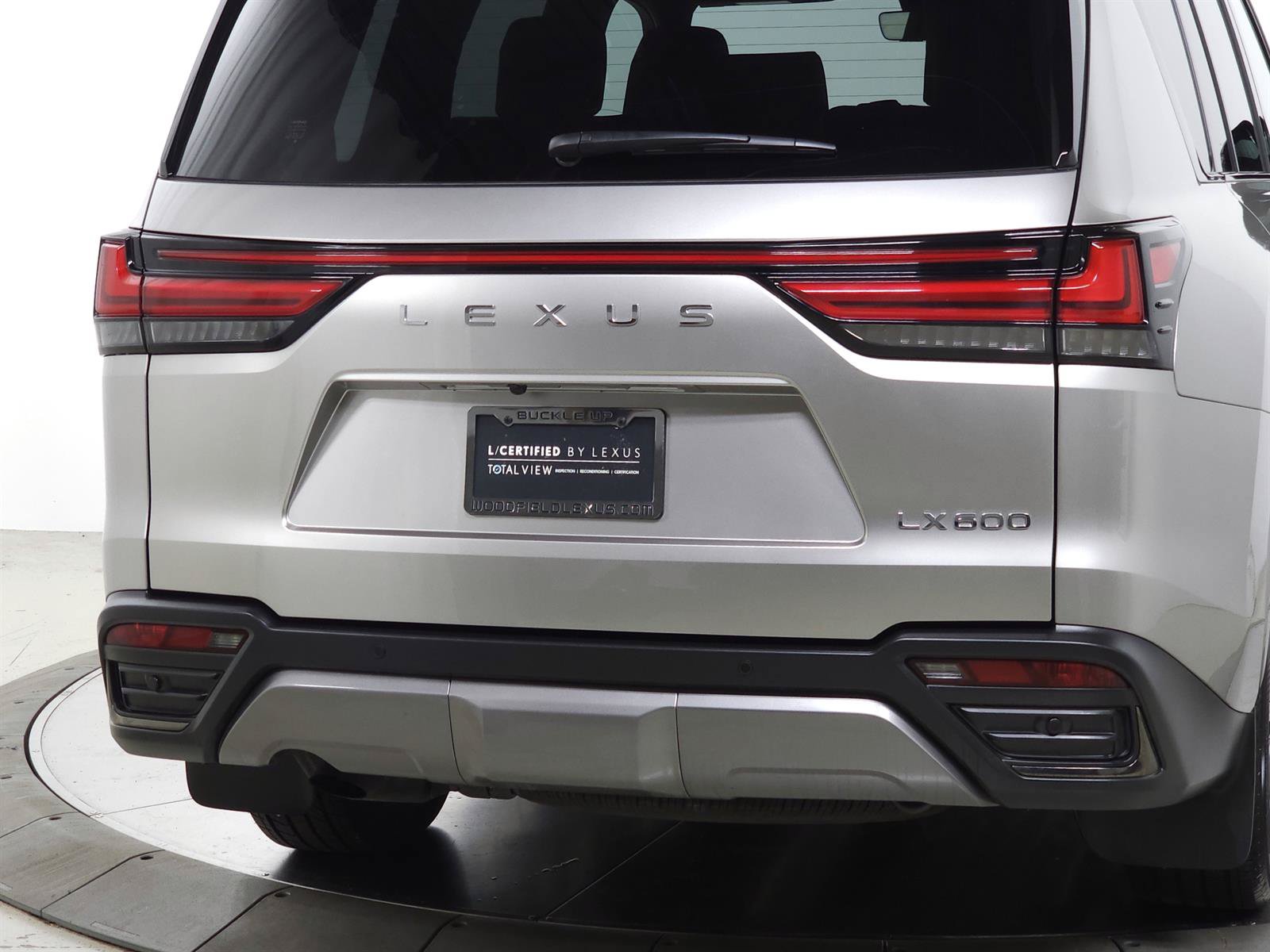Certified 2025 Lexus LX 600 4WD w/ Interior Upgrade Package image 8