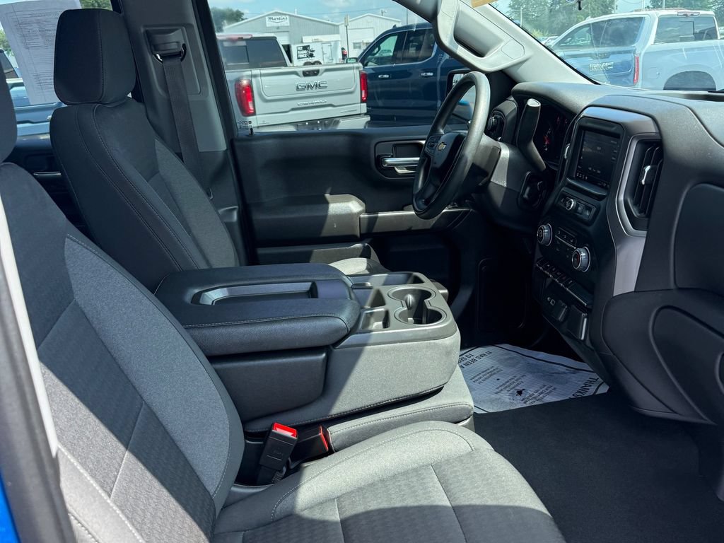 Used 2022 Chevrolet Silverado 1500 Custom AWD/4WD image 48