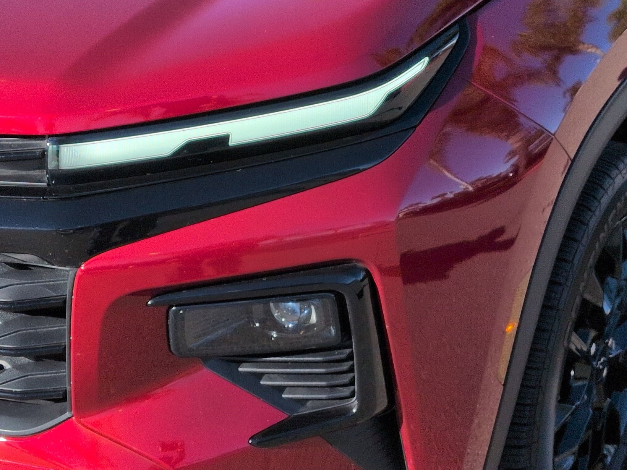 Used 2025 Chevrolet Traverse LT w/ Midnight/Sport Edition image 6