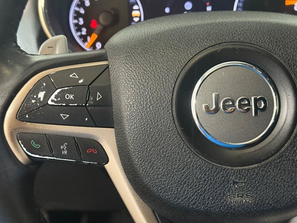 Used 2016 Jeep Grand Cherokee Laredo w/ Quick Order Package 23E AWD/4WD image 28