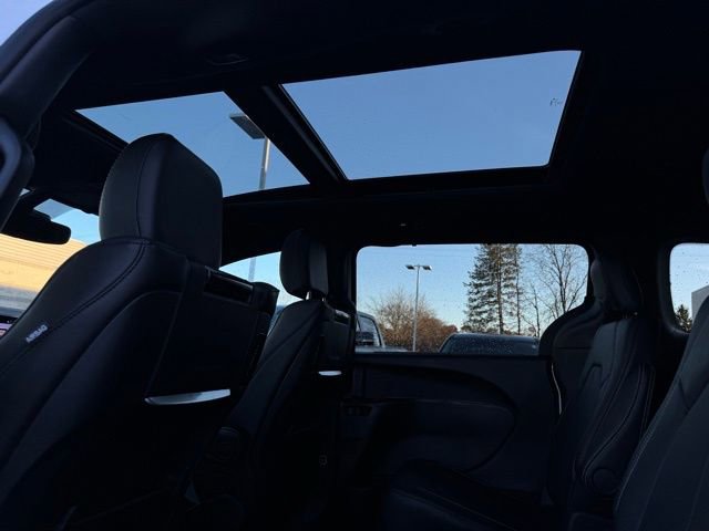 New 2026 Chrysler Pacifica Select image 33