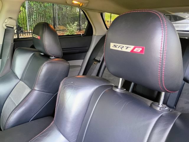 Used 2006 Dodge Magnum SRT8 w/ SRT Option Group III RWD image 32