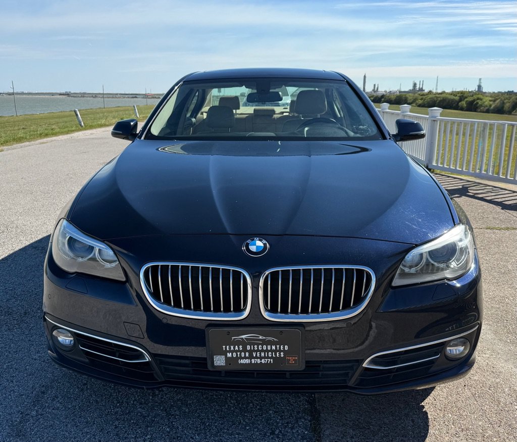 Used 2015 BMW 528i Sedan RWD image 2