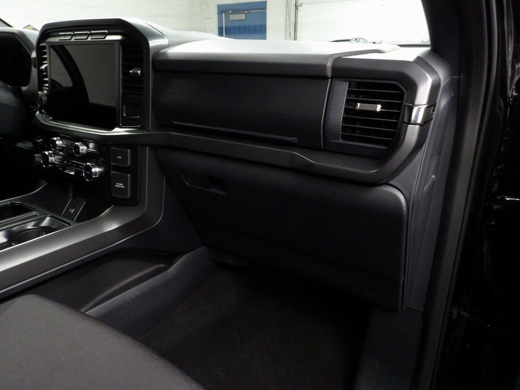 Used 2024 Ford F150 XLT w/ XLT Black Appearance Package image 38