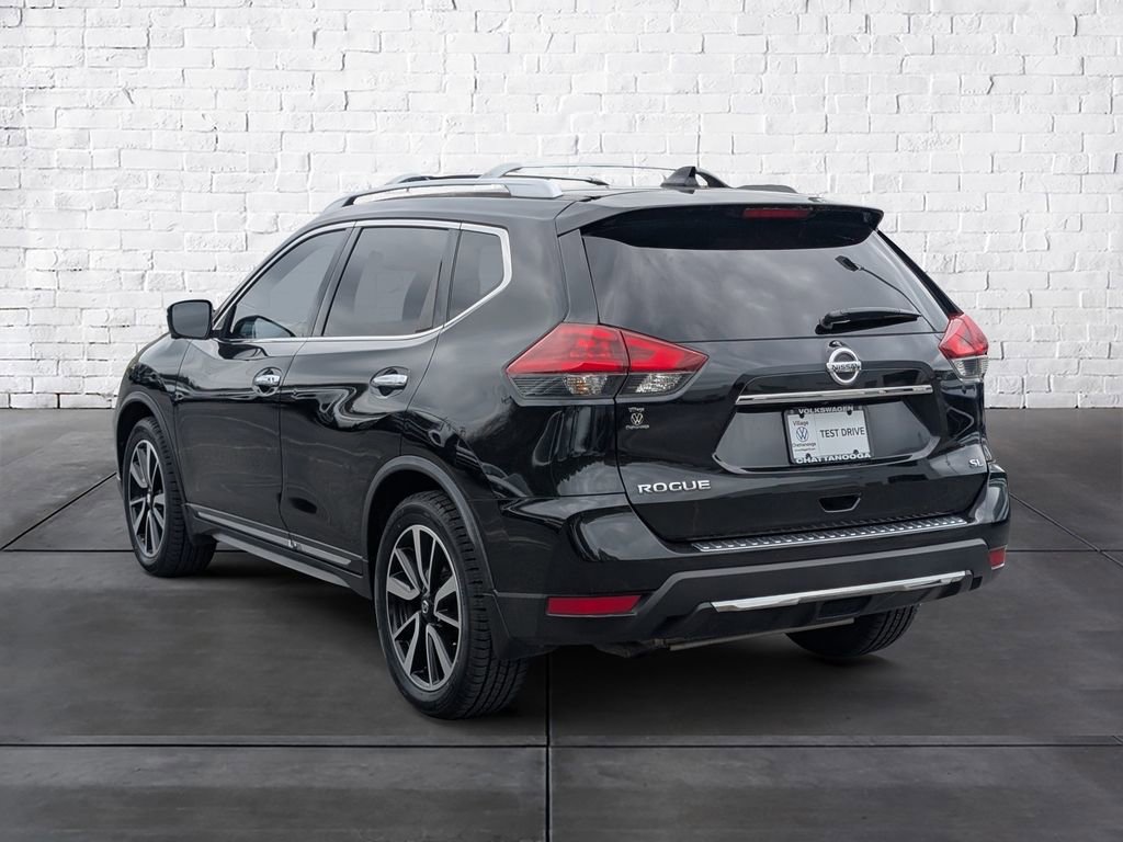 Used 2018 Nissan Rogue SL w/ Premium Package image 5