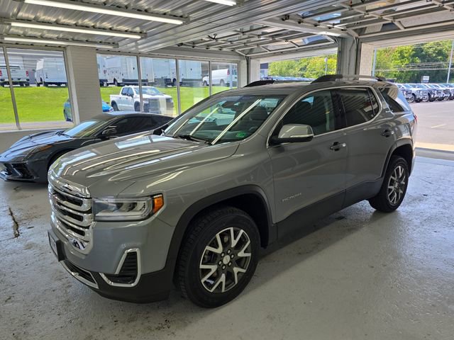 Certified 2023 GMC Acadia SLE w/ Driver Convenience Package image 2
