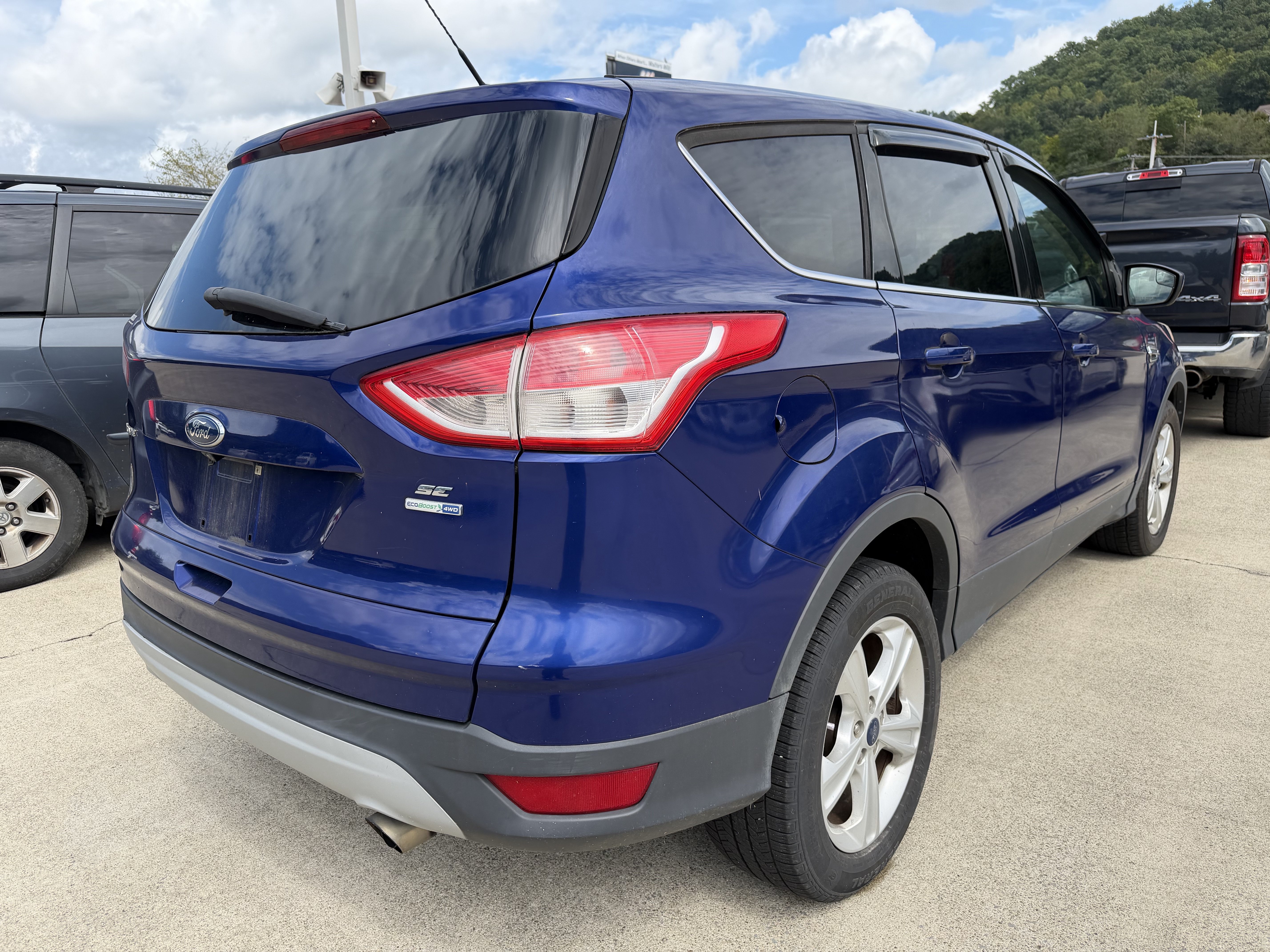 Used 2016 Ford Escape SE AWD/4WD image 7