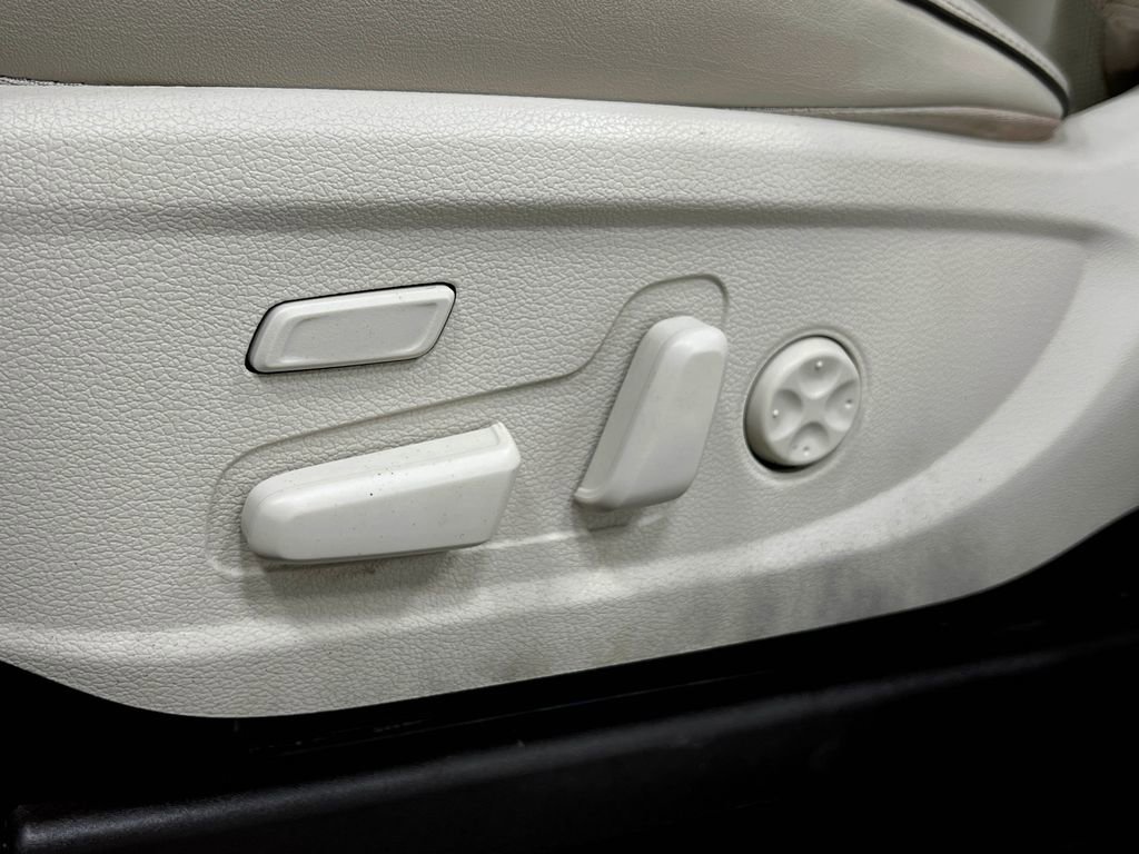 Used 2021 Hyundai Palisade Calligraphy image 19