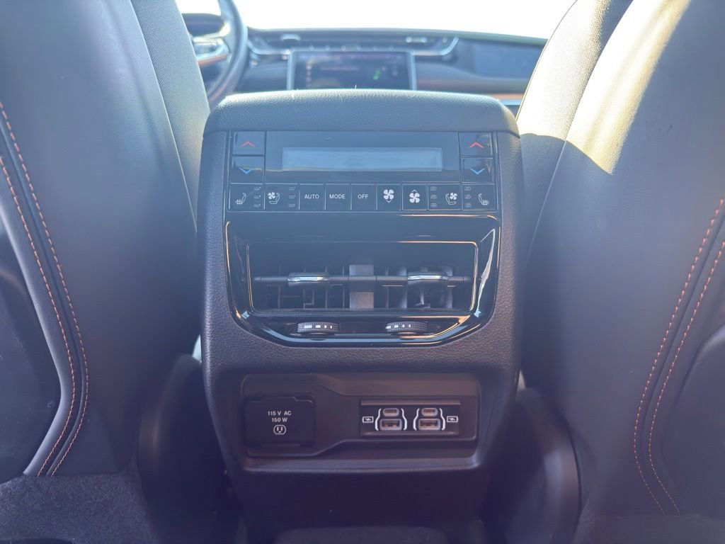 Certified 2023 Jeep Grand Cherokee L Summit image 39