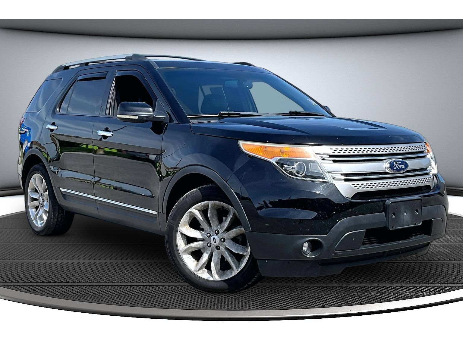 Used 2012 Ford Explorer XLT AWD/4WD image 2