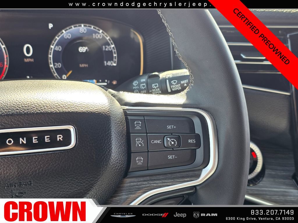 Certified 2024 Jeep Wagoneer Series II AWD/4WD image 35