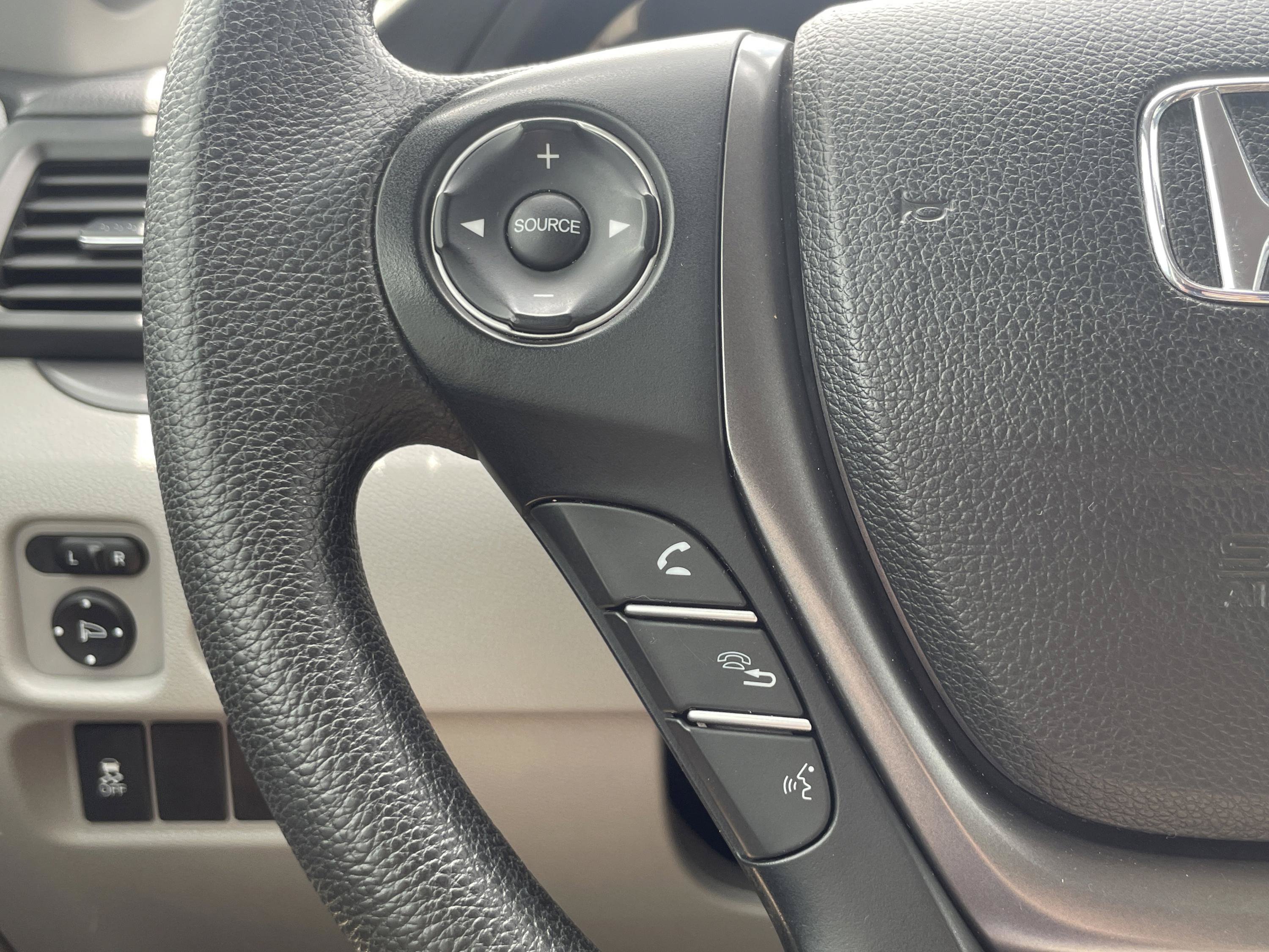 Used 2018 Honda Pilot LX image 21