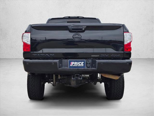 Used 2019 Nissan Titan SV w/ SV Convenience Package AWD/4WD image 6