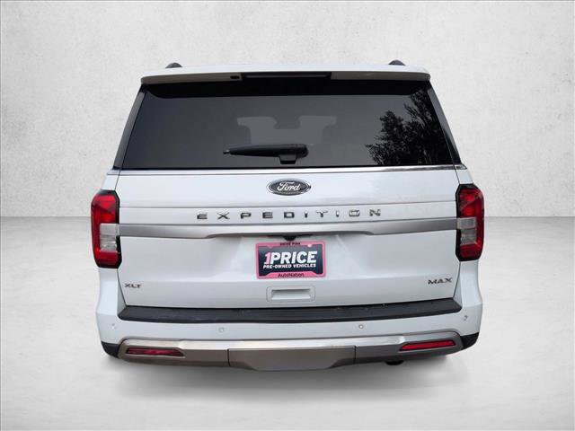 Used 2023 Ford Expedition Max XLT image 7