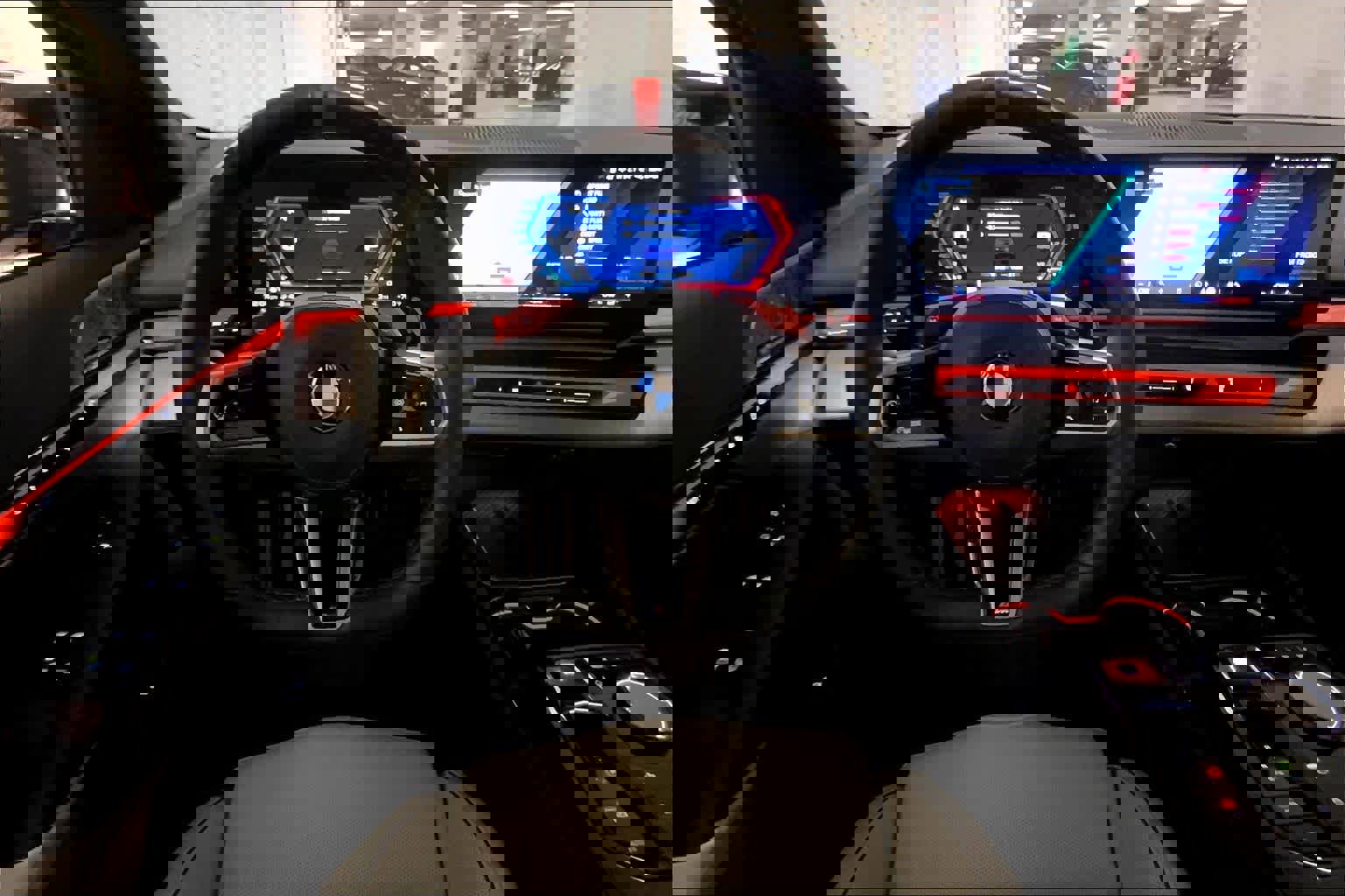 Used 2025 BMW M5 w/ Carbon Package AWD/4WD image 5