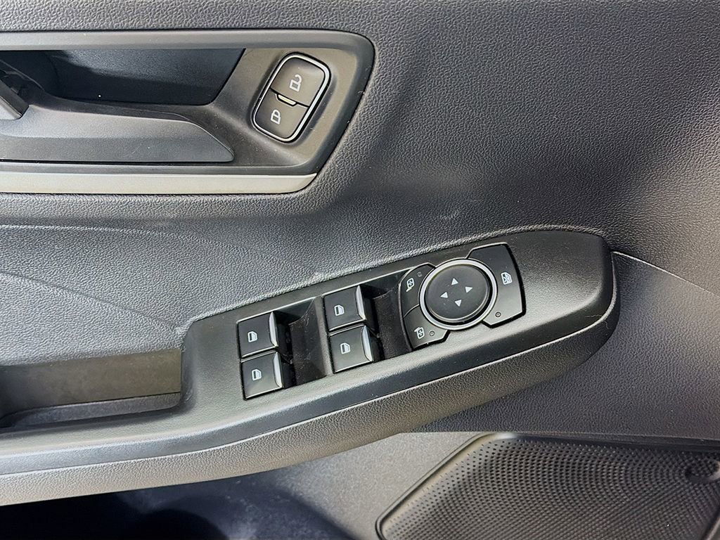 Used 2022 Ford Escape SE image 24