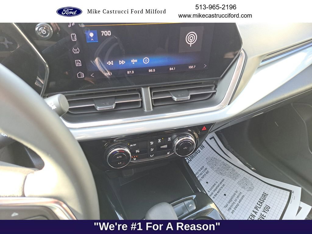 Used 2024 Chevrolet Trax LT w/ Driver Confidence Package image 13