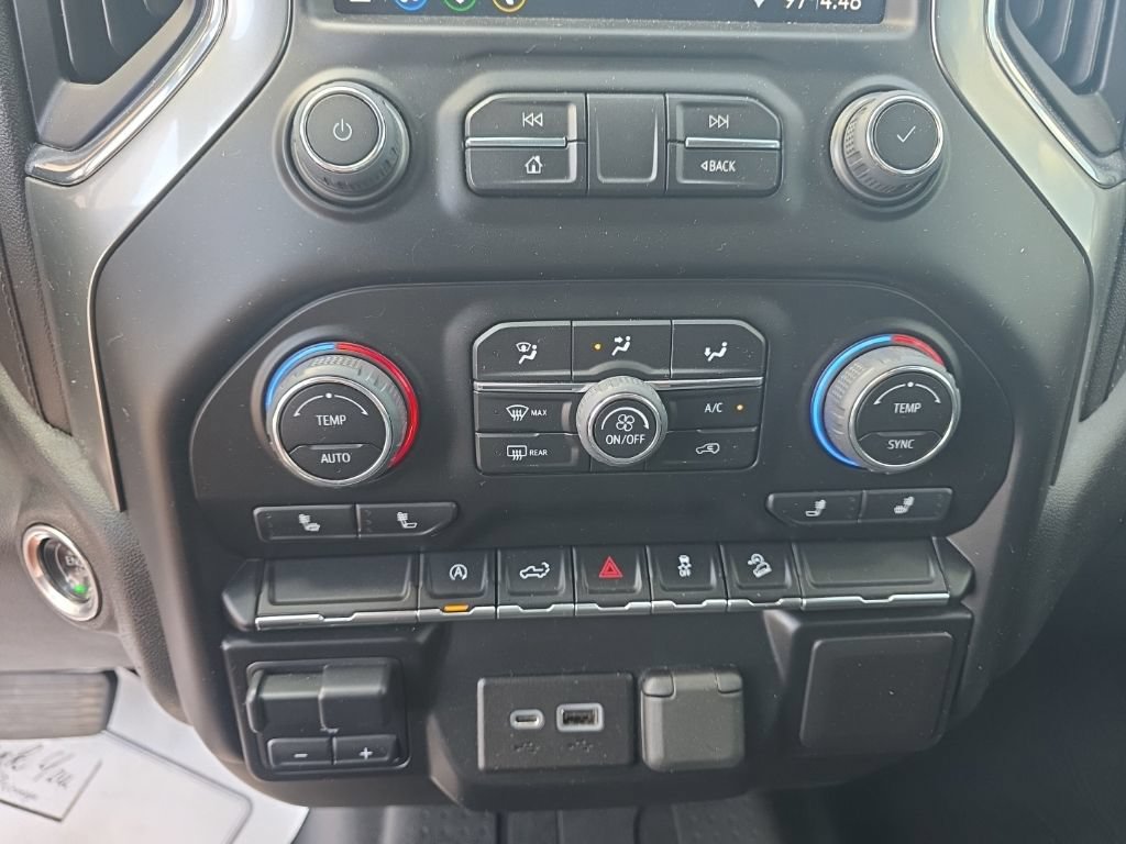Used 2022 Chevrolet Silverado 1500 RST AWD/4WD image 21