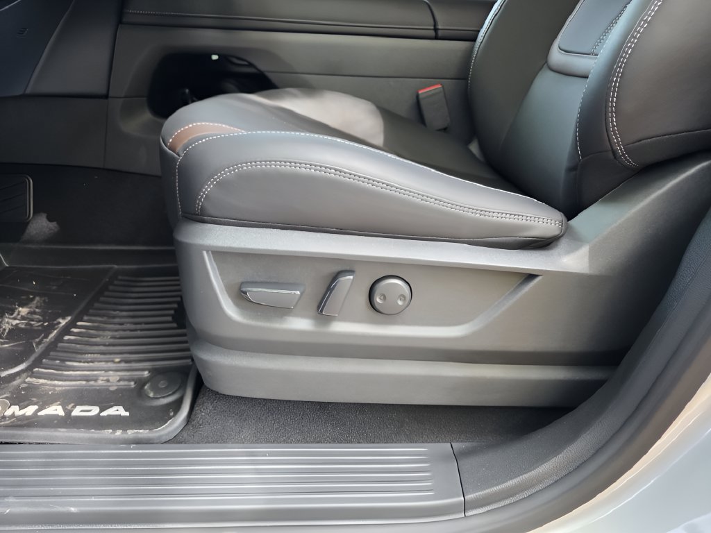 New 2026 Nissan Armada SL AWD/4WD image 24