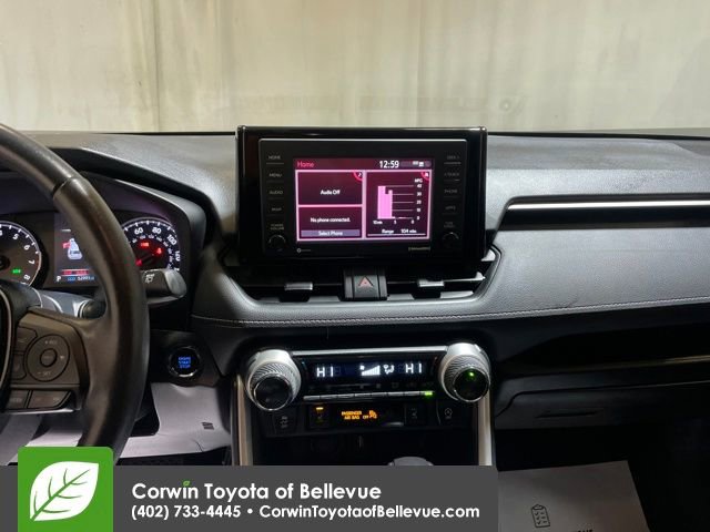 Used 2021 Toyota RAV4 XLE image 17