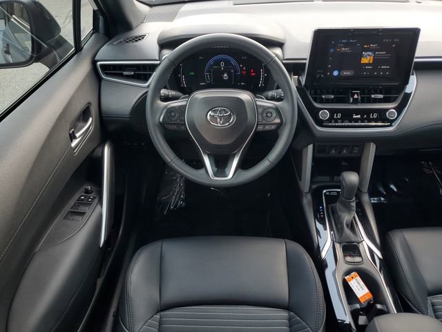 Used 2024 Toyota Corolla Cross AWD Hybrid w/ Convenience Package image 18