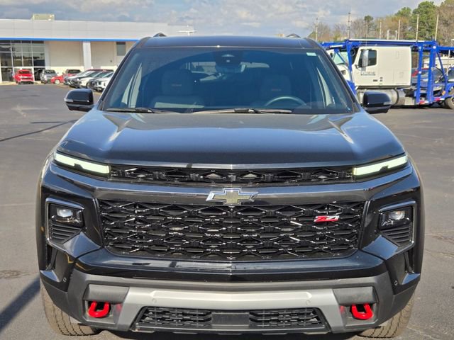 Used 2024 Chevrolet Traverse Z71 w/ Enhanced Driving Package image 8