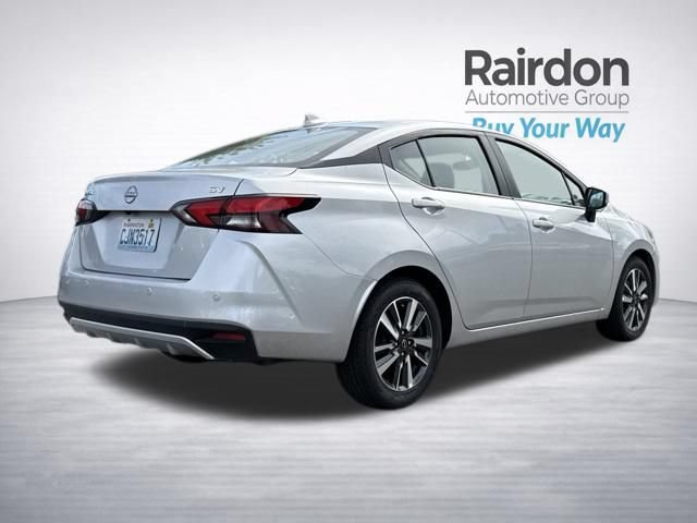 Used 2023 Nissan Versa SV FWD image 7