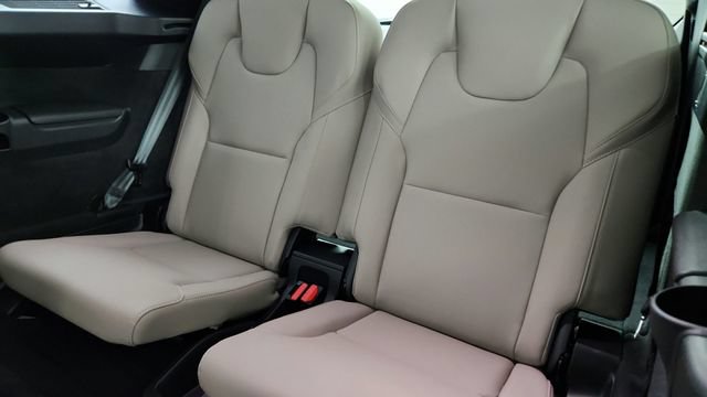 Certified 2026 Volvo XC90 B6 Plus w/ Protection Package Premier AWD/4WD image 33