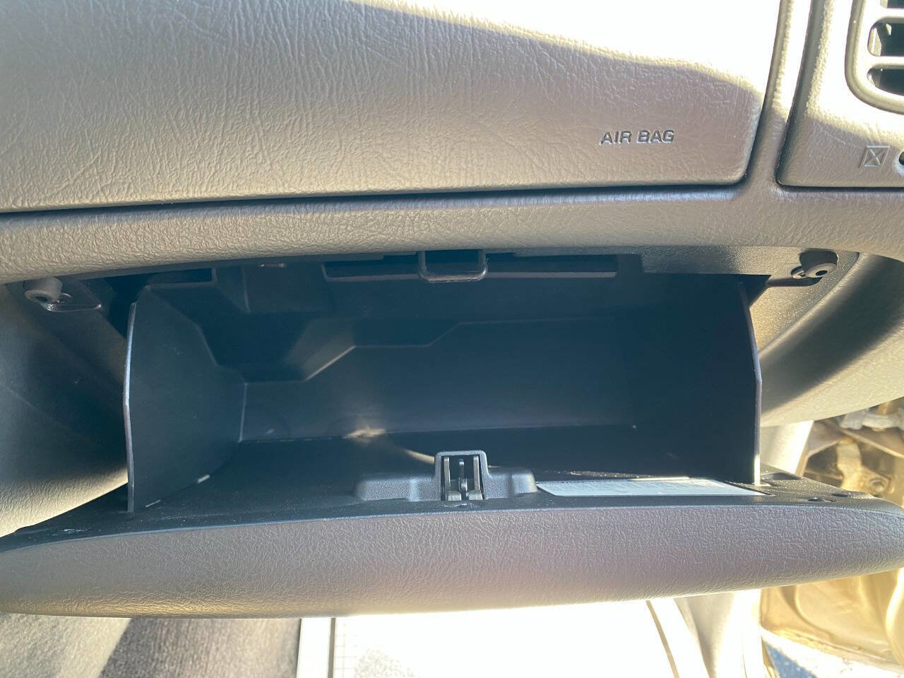 Used 2005 Chevrolet TrailBlazer LS w/ LS Preferred Equipment Group image 32