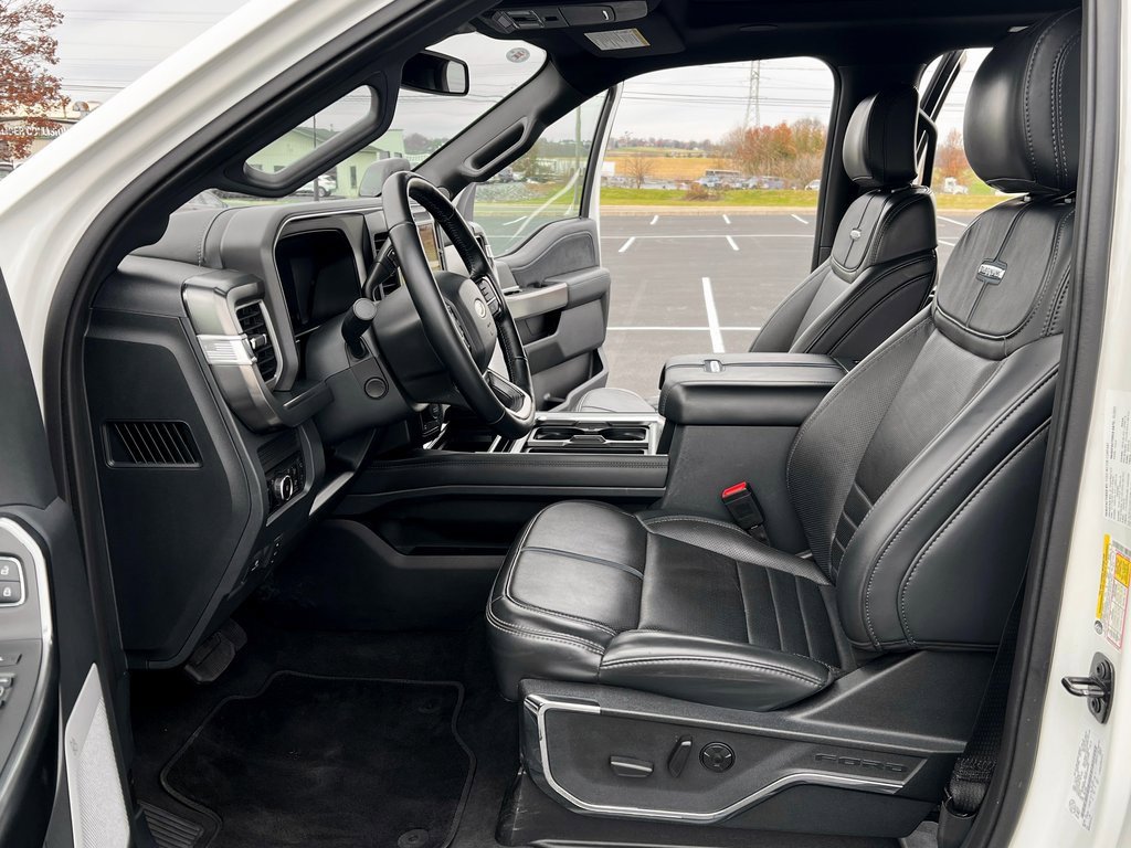 Used 2025 Ford F250 Platinum image 3
